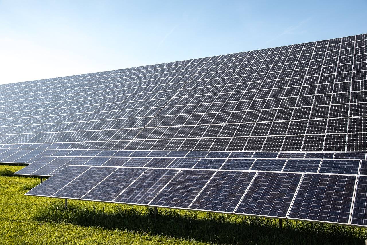 Photovoltaik-Anlage mit Solarmodulen